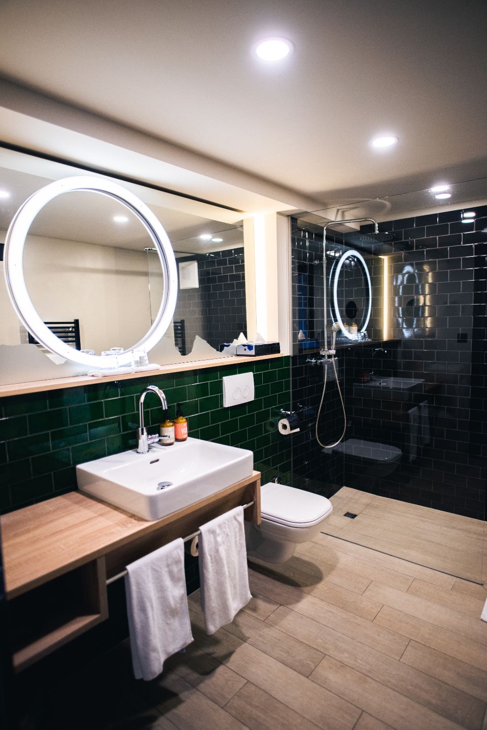 Bathroom fit-out